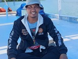 Ketua DPD PKS Kepulauan Selayar Bersama Tim Relawan Salurkan Bantuan Korban Gempa di Pulau Bonerate