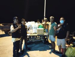 Kobarkan Semangat Kepedulian, Partai Ummat Selayar Kembali Salurkan Paket Sembako