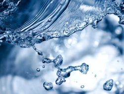 Manfaat Air putih Bagi Kesehatan Kulit Dan Kesehatan tubuh