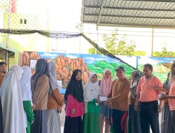 Ketua Yayasan Arifah Apresiasi Siswa Pemenang Olimpiade Sains Nasional